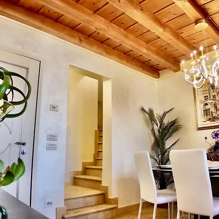 Апартаменты Mgh Luxury - Romeos Penthouse *